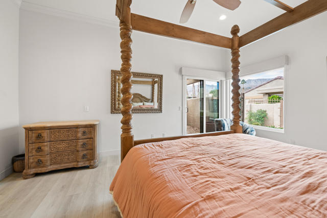 72516 Sandstone Lane, Palm Desert CA: https://media.crmls.org/mediaz/8c62806e-e91c-453c-9fc8-4a5735d854af.jpg