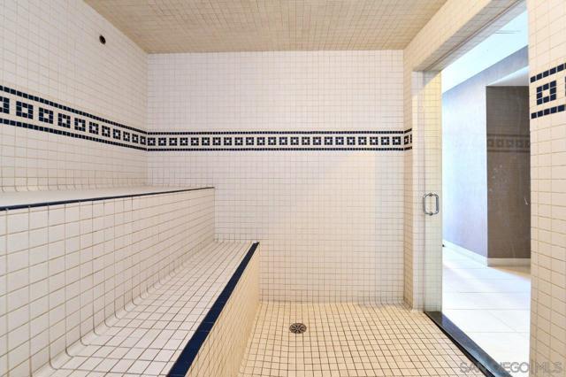 550 Front Street, San Diego CA: https://media.crmls.org/mediaz/8c62c8dc-5256-4eea-a667-718af517b37f.jpg