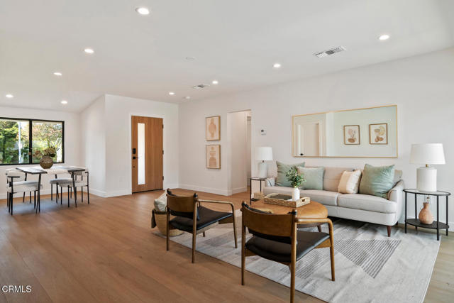 Detail Gallery Image 16 of 50 For 7932 Woodlake Ave, West Hills,  CA 91304 - 4 Beds | 3 Baths