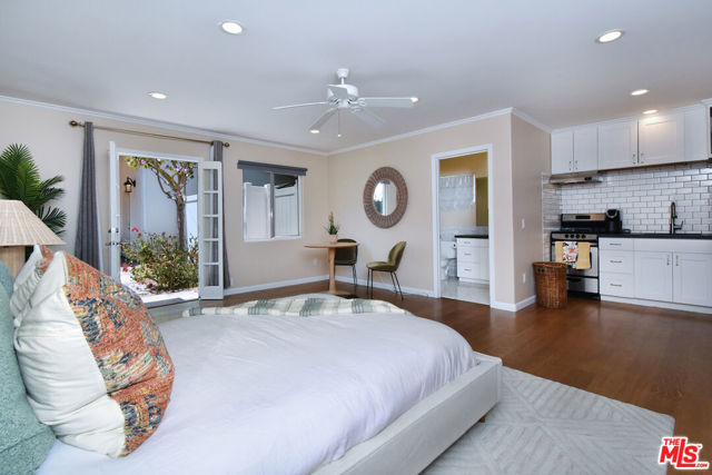 4177 KESTER Avenue, Sherman Oaks CA: https://media.crmls.org/mediaz/8c63579a-b8d5-484e-bbd6-b1e93d8561b4.jpg