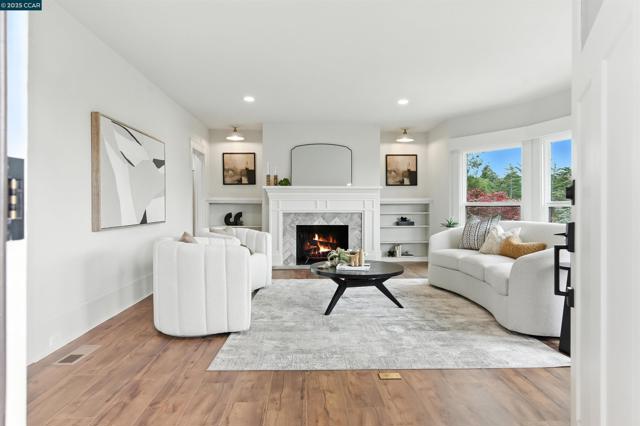 5020 Golden Gate Ave, Oakland CA: https://media.crmls.org/mediaz/8c641a9e-9c7c-48b3-afff-7702c63805e0.jpg