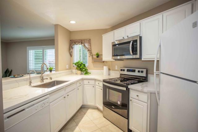 7425 Charmant Dr, San Diego CA: https://media.crmls.org/mediaz/8c66ffe7-5632-47ee-8211-05e6afc3732c.jpg