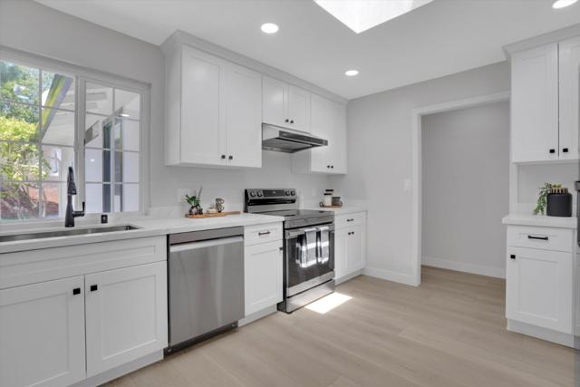 112 Lockwood, Pleasant Hill CA: https://media.crmls.org/mediaz/8c67589d-6965-43a7-9967-cb824add63f7.jpg