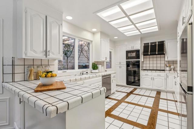 Image 34 of 101 For 2900 Hillside Drive