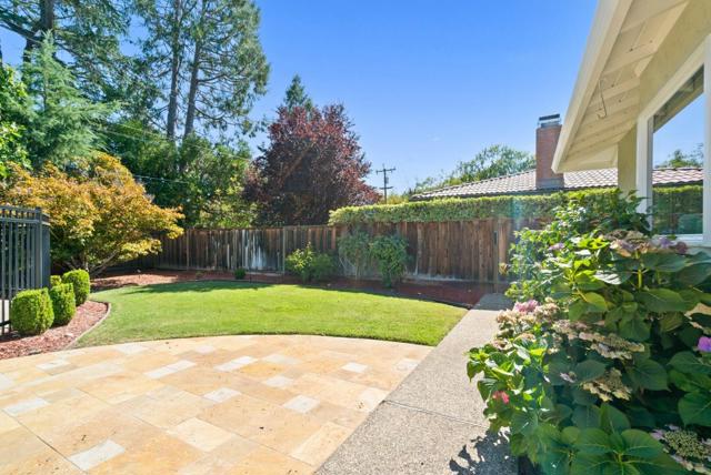 247 Marchmont Drive, Los Gatos CA: https://media.crmls.org/mediaz/8c6824c6-c102-4250-8dda-ecf3fd00cb8f.jpg