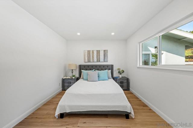 2951 MANOS DRIVE, San Diego CA: https://media.crmls.org/mediaz/8c6933b6-fcd2-4a7e-b496-ca7591b6e28e.jpg