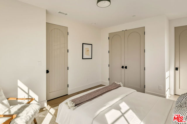 Details for 344 Vista Street, Los Angeles, CA 90036