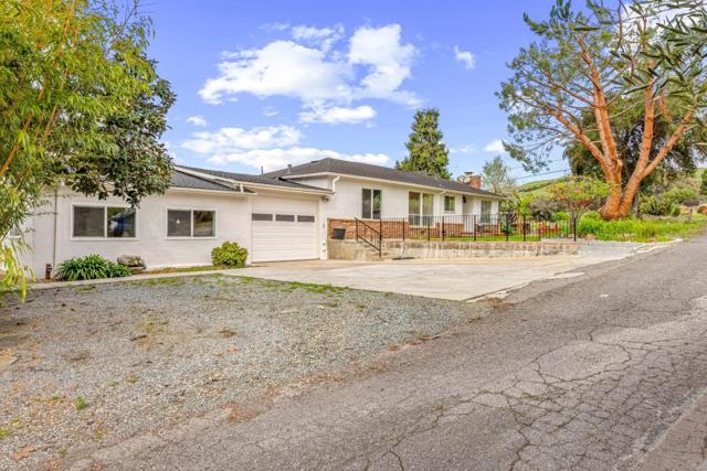 2363 Pleasant Acres Drive, San Jose CA: https://media.crmls.org/mediaz/8c6ab6a6-9e7f-4525-a0fd-31509c1297c3.jpg