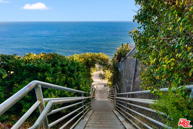 Drew Fenton | 27428 Pacific Coast Highway Malibu CA | MLS: 7336160 Drew Fenton | 27428 Pacific Coast Highway Malibu CA | MLS: 7336160