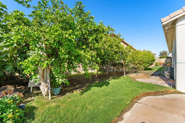 29613 Calle Tampico, Cathedral City CA: https://media.crmls.org/mediaz/8c6c5b16-f70d-4b93-812c-9c17b7b62c0a.jpg