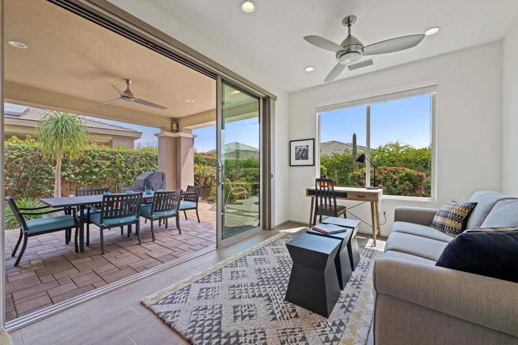 MLS #219138613DA image #17