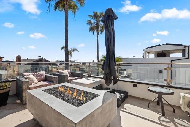 Detail Gallery Image 69 of 72 For 119 41st St, Newport Beach,  CA 92663 - 3 Beds | 5 Baths