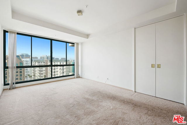 10490 Wilshire Boulevard, Los Angeles CA: https://media.crmls.org/mediaz/8c6f5168-c19a-4e97-bb57-c4e983df14b1.jpg