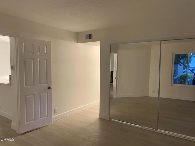 Detail Gallery Image 5 of 12 For 639 N Springbrook #48,  Irvine,  CA 92614 - 2 Beds | 2 Baths