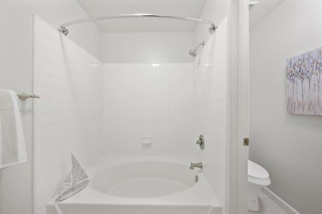 2624 Yerba Vista Court, San Jose CA: https://media.crmls.org/mediaz/8c700f37-b83d-4293-9111-f20ae6482874.jpg