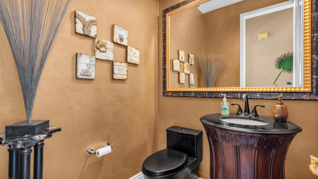 97 Via Bella, Rancho Mirage CA: https://media.crmls.org/mediaz/8c71bb7e-248f-40fb-b9ca-05379e98f8fb.jpg