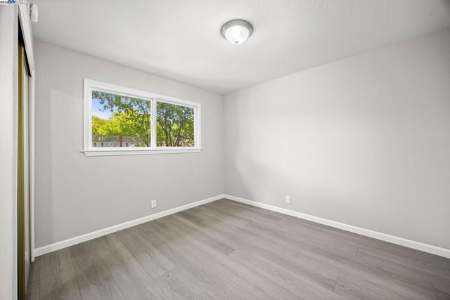 4580 Theresa Ave, Fremont CA: https://media.crmls.org/mediaz/8c72b508-8e10-488a-8b25-9ec929692b6f.jpg