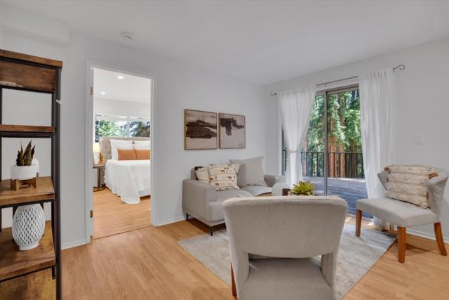 12 Summit Road, Woodside CA: https://media.crmls.org/mediaz/8c737f2c-e927-4cbb-979e-d61ca4fce704.jpg