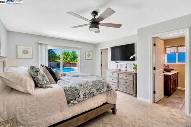 Image 17 of 44 For 8540 Bates Ct