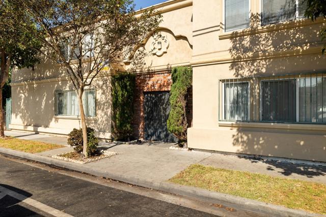 477 South Street, Long Beach, California 90805, ,Multi-Family,For Sale,South,PTP2407021