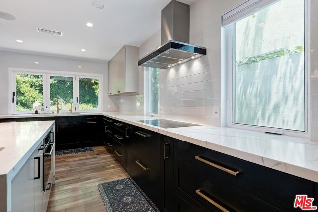 2663 Anchor Avenue, Los Angeles CA: https://media.crmls.org/mediaz/8c79a074-17b5-45e8-943a-41ca6b8ead01.jpg