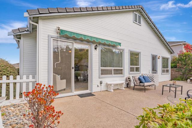 8845 Wine Valley Circle, San Jose CA: https://media.crmls.org/mediaz/8c7a13e8-87ec-45c5-a2bc-2de96db9d865.jpg