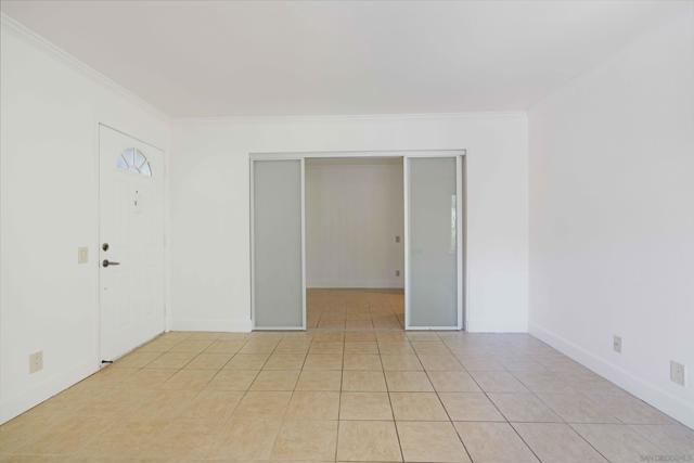 3136 Via Alicante, La Jolla CA: https://media.crmls.org/mediaz/8c7a2c55-9d3c-4499-8973-6cd1d7d6667d.jpg