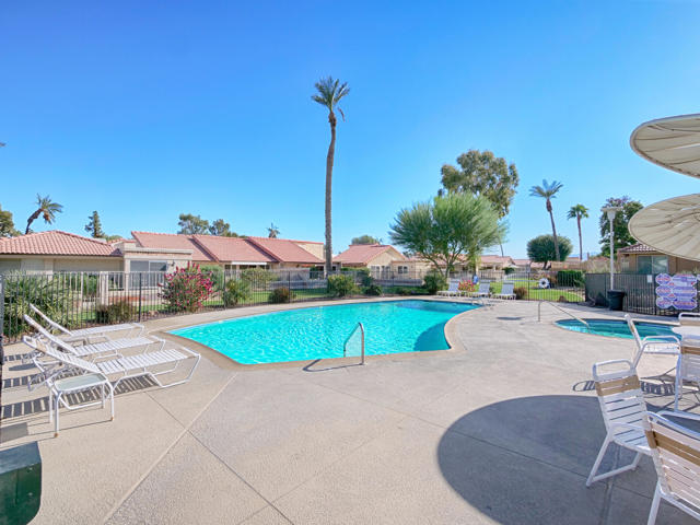 82550 Delano Drive, Indio CA: https://media.crmls.org/mediaz/8c7ab60f-22bd-4b2d-b013-8d4b9a8bde8c.jpg