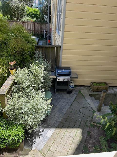 1976 Fell Street, San Francisco CA: https://media.crmls.org/mediaz/8c7b44e5-0a6d-4f61-af12-7f3897e7b4e1.jpg