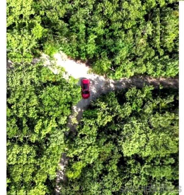 1 CALLE 16 / AVE 32,  CA: https://media.crmls.org/mediaz/8c7bed86-a1a6-428d-b975-6cf3e140cc71.jpg