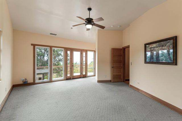 6132 Rainbow Heights Rd, Fallbrook CA: https://media.crmls.org/mediaz/8c7bf05f-d1cf-4e4e-aa0b-b4fe89129d57.jpg