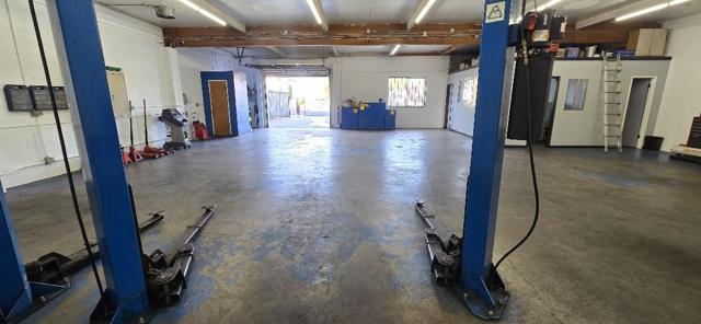 969 969 second, San Jose CA: https://media.crmls.org/mediaz/8c7c8ce6-4caf-46d1-a3b0-119c0901ee5d.jpg