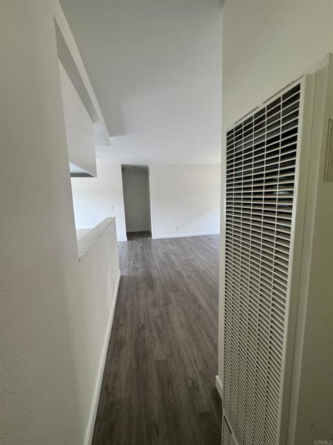 552 Canyon Drive, Oceanside CA: https://media.crmls.org/mediaz/8c7eafd8-9814-4359-b124-47e6eaeb1ab4.jpg