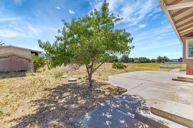 13560 Santa Teresa Boulevard, San Martin CA: https://media.crmls.org/mediaz/8c7eba27-bed6-4ac9-8e22-a4ed66420b38.jpg