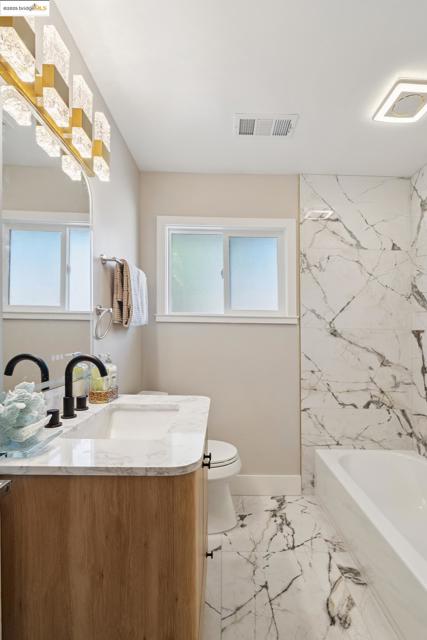 1555 Terry Way, Pleasant Hill CA: https://media.crmls.org/mediaz/8c7fce93-1e53-4192-92f0-409f08770388.jpg