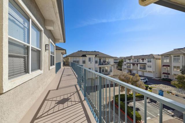 200 Baltic Circle, Redwood City CA: https://media.crmls.org/mediaz/8c817fb6-19c4-46a7-b58a-a002a067ba18.jpg