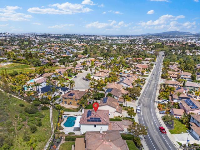 1052 Via Vera Cruz, San Marcos CA: https://media.crmls.org/mediaz/8c82450c-ef90-49d7-bd5f-fc1fd69bf5ce.jpg