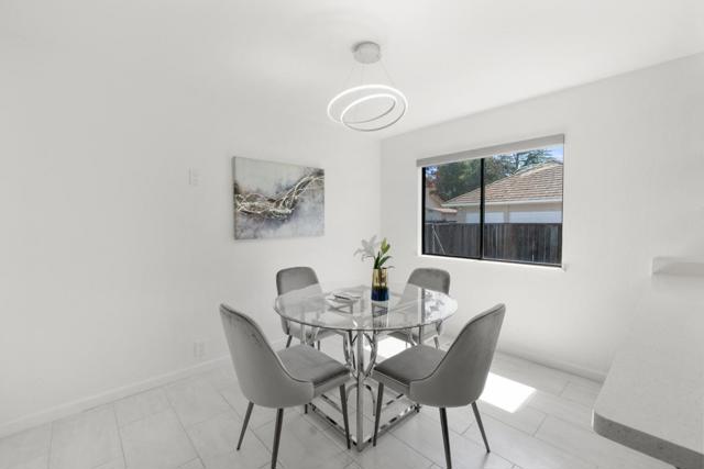 Image 27 of 84 For 10189 Byerly Court
