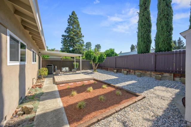 39 Jim Elder Drive, Campbell CA: https://media.crmls.org/mediaz/8c848a2e-be5b-4d0a-b8fd-6643784d6423.jpg