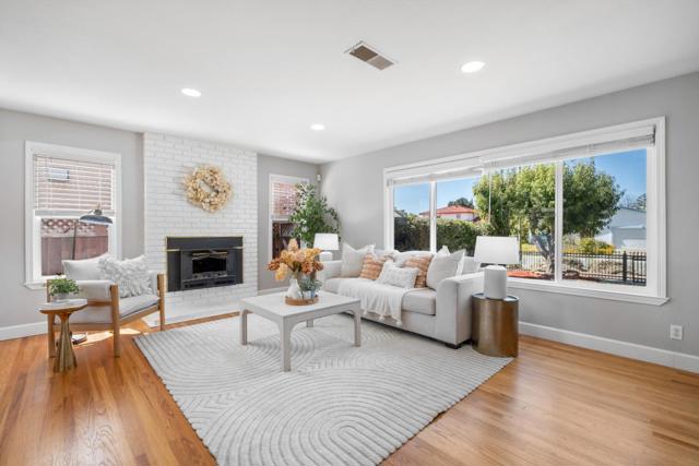 2790 Longford Drive, San Jose CA: https://media.crmls.org/mediaz/8c84a1c1-8560-4af4-8758-b26593ecc078.jpg