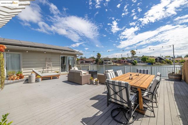 13 Alhambra Court, Antioch CA: https://media.crmls.org/mediaz/8c8529c9-78dc-4a69-95e4-62bece77281b.jpg