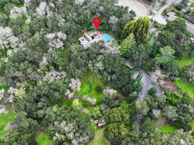 380 La Questa Way, Woodside CA: https://media.crmls.org/mediaz/8c859e5c-619e-4fee-bc70-ac9b1f735564.jpg