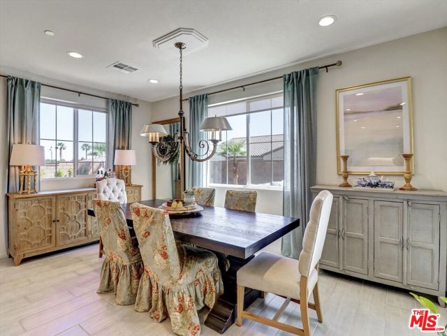 81921 Fiori Del Deserto Drive, La Quinta CA: https://media.crmls.org/mediaz/8c86da73-b24b-41ab-9a36-c52aa2c3581f.jpg