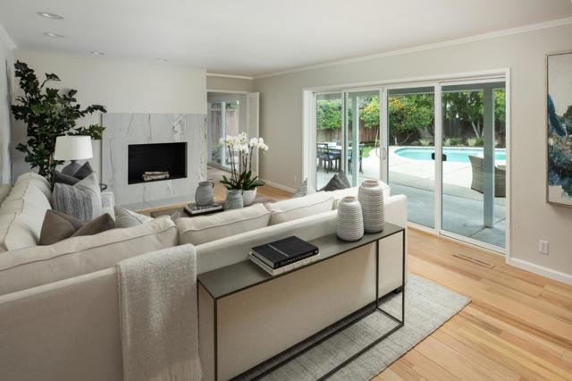 1040 Russell Avenue, Los Altos CA: https://media.crmls.org/mediaz/8c88916f-00a7-4bde-bf29-c9c3935f9146.jpg