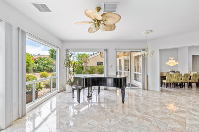78368 Sunrise Canyon Avenue, Palm Desert CA: https://media.crmls.org/mediaz/8c89962b-663c-489e-806e-29ff734a613a.jpg