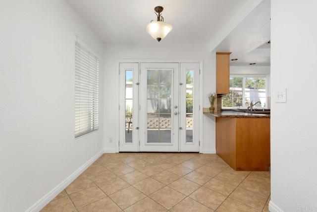 Detail Gallery Image 13 of 50 For 2257 Brookwood Ct, Escondido,  CA 92026 - 4 Beds | 2/1 Baths