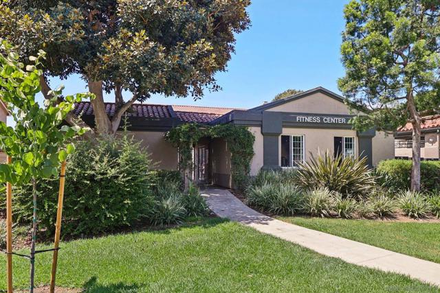 7565 Charmant Dr, San Diego CA: https://media.crmls.org/mediaz/8c8ac2cf-bc7d-473d-abec-409f32f7c5e0.jpg