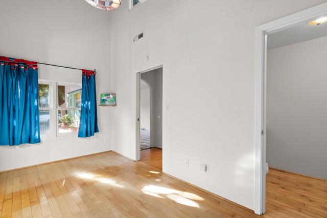 312 Elm Street, Santa Cruz CA: https://media.crmls.org/mediaz/8c8b13b6-2316-419f-9b32-ead03bbe9825.jpg