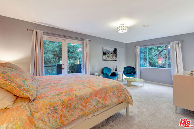 4102 Cachalote Street, Woodland Hills CA: https://media.crmls.org/mediaz/8c8b47f3-c71c-4bf4-8d6a-72595028c62b.jpg