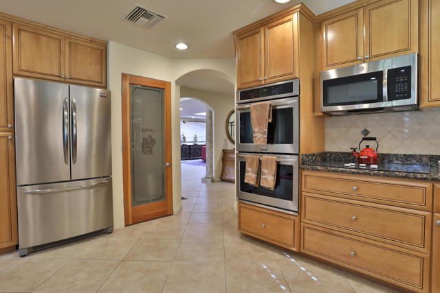 45735 Pawnee Road, Indian Wells CA: https://media.crmls.org/mediaz/8c8c2144-b426-458e-9748-62b65df4ecd6.jpg